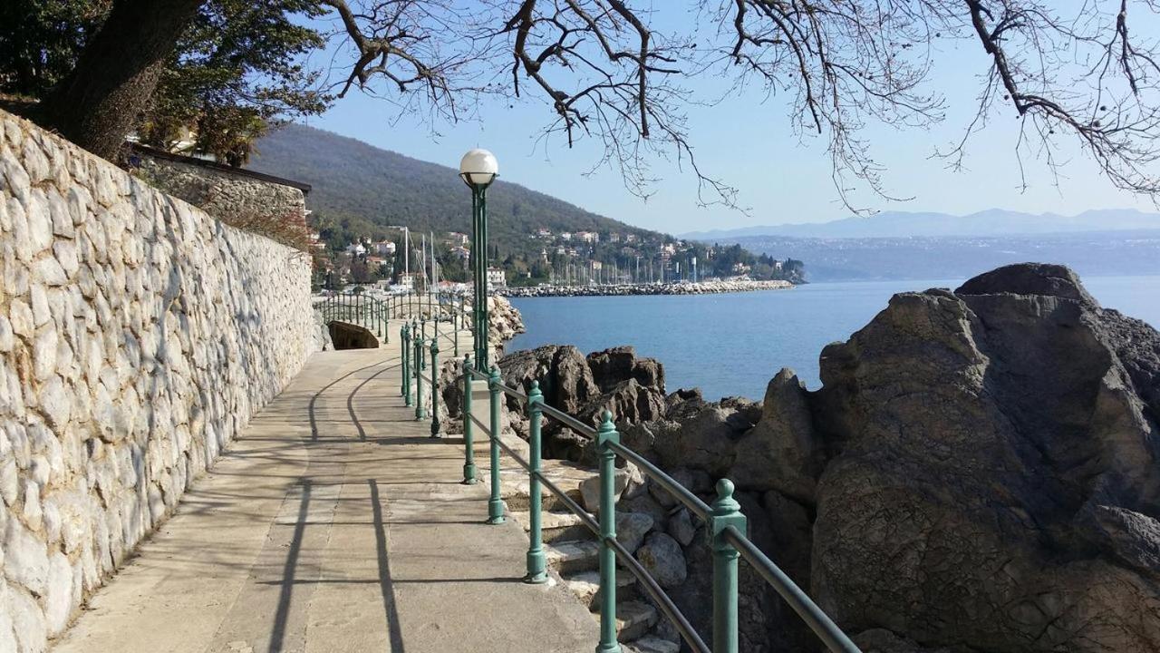 Apartmani Adria Opatija Luaran gambar