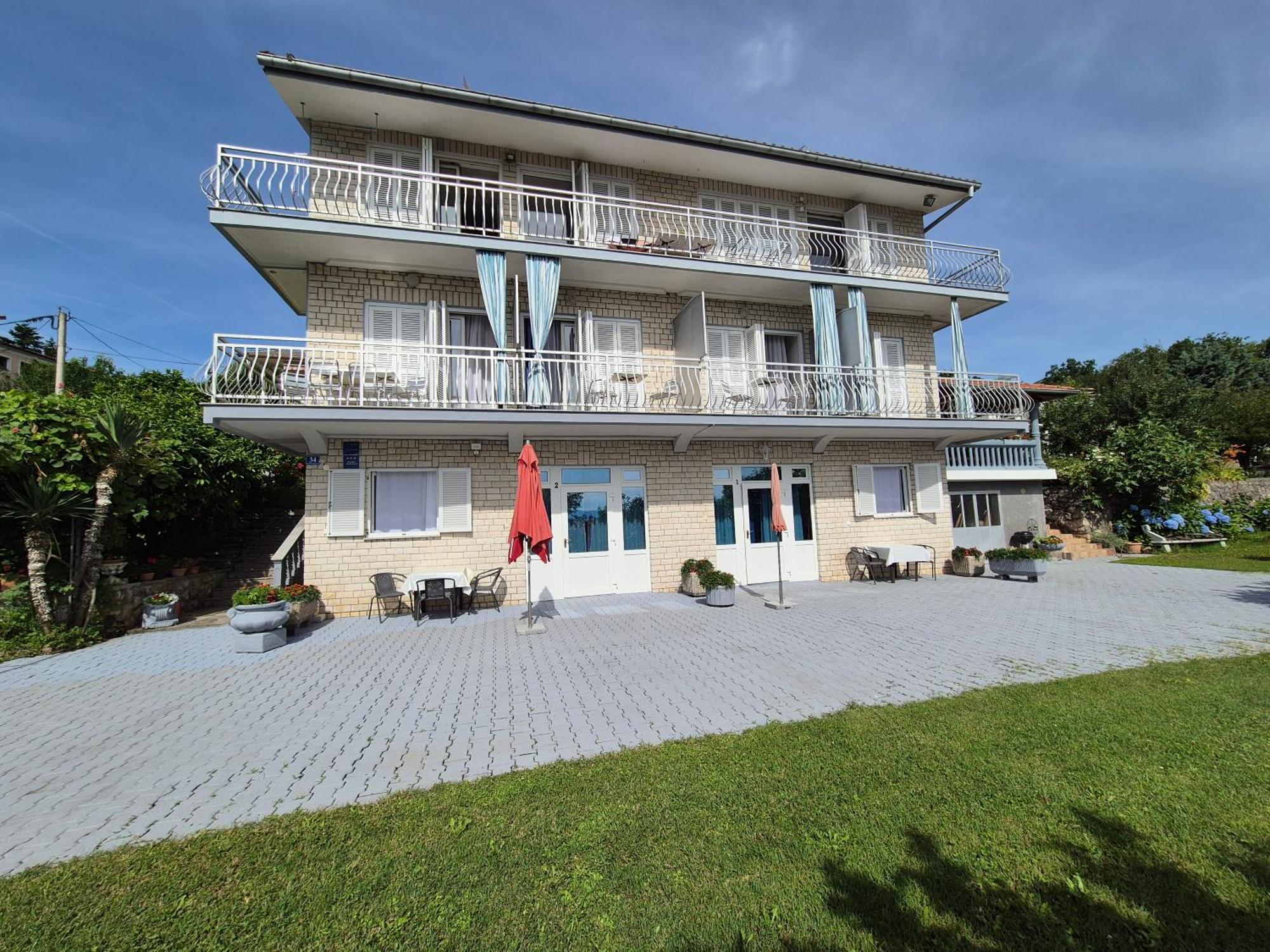 Apartmani Adria Opatija Luaran gambar